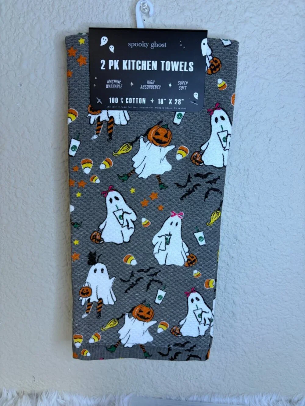 Spooky Girly Ghost Halloween Kitchen Towels 2 Pack Pumpkin Candy Corn 18x28 NWT